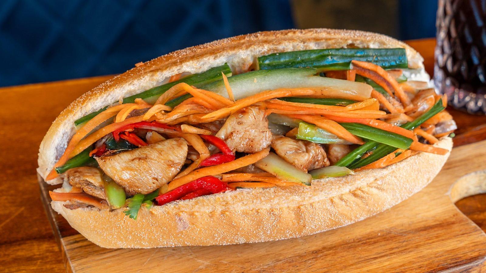 Lemongrass Chicken Bánh Mì