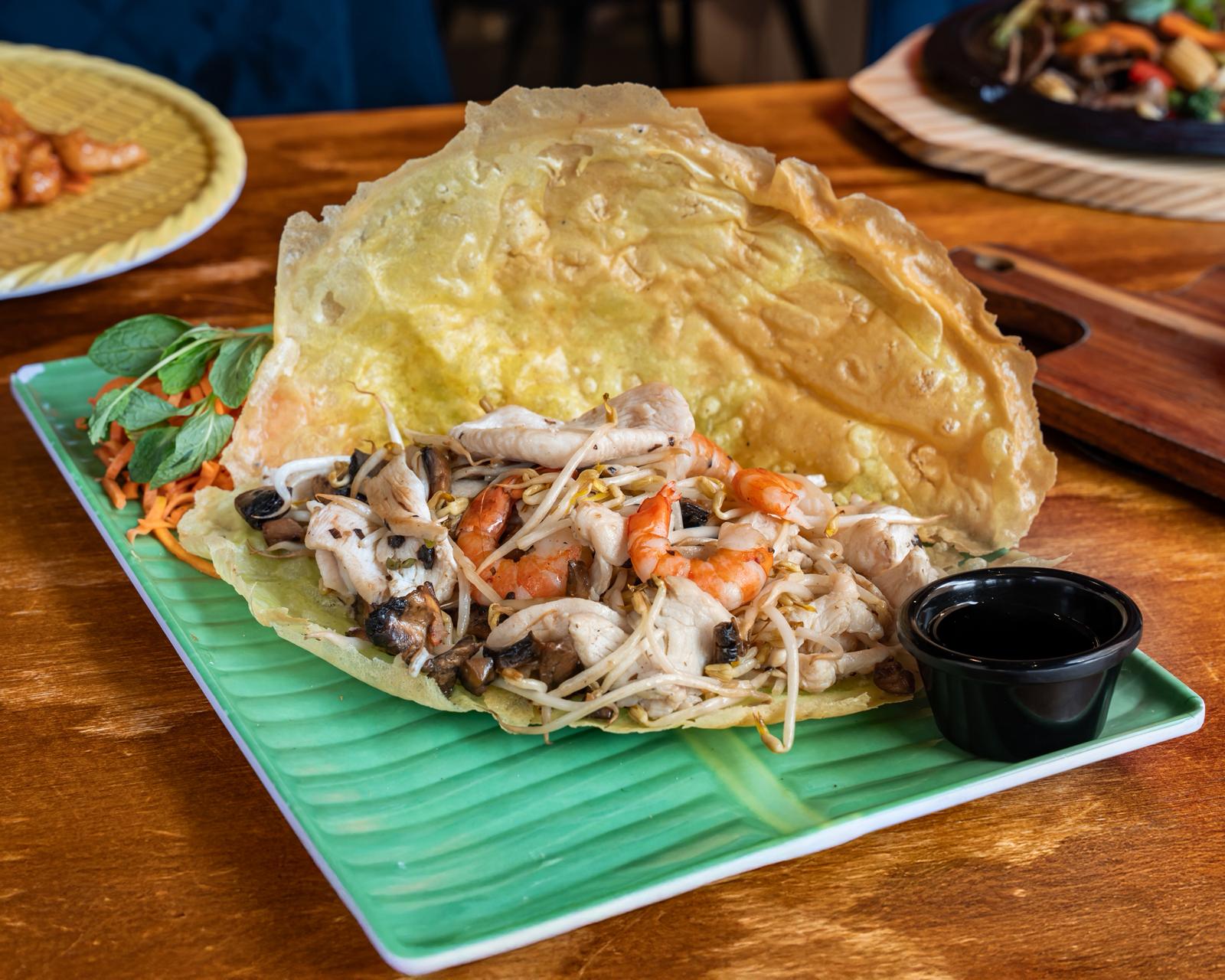 Combination Bánh Xèo