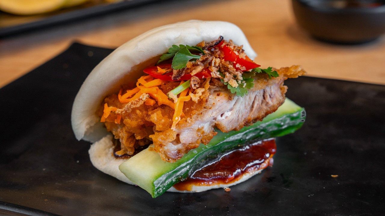 Crackling Roasted Pork Bao