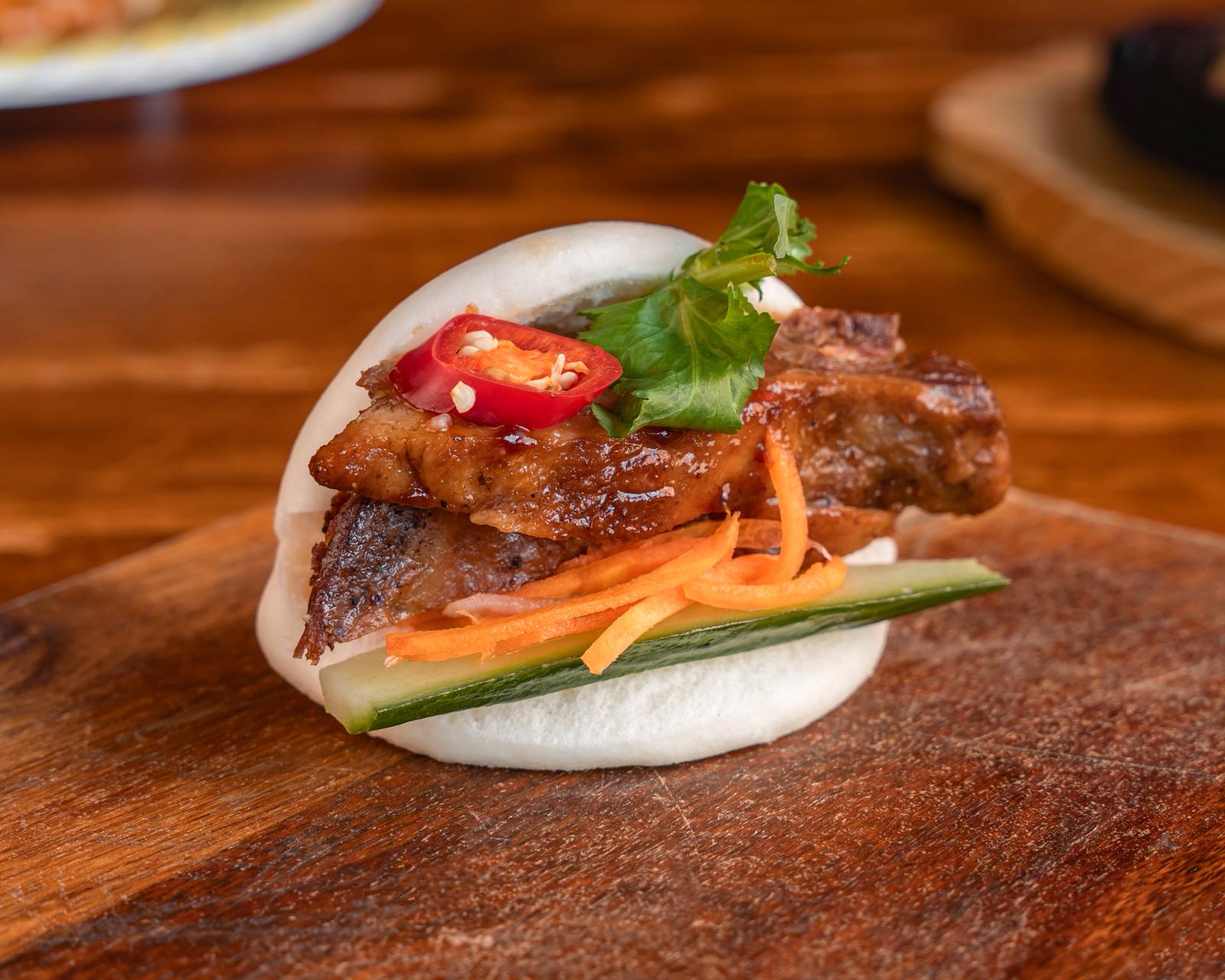 Lemongrass Chicken Bao