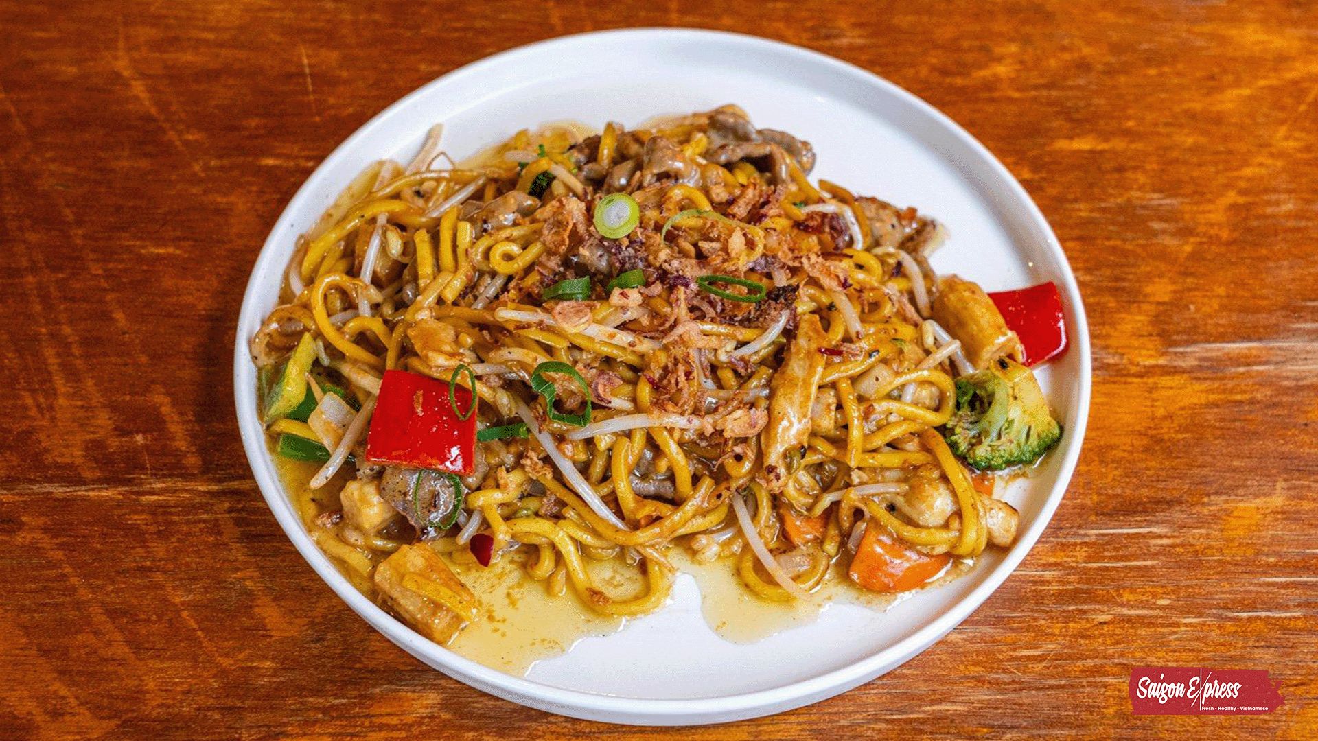 Garlic Prawn Chicken Noodles